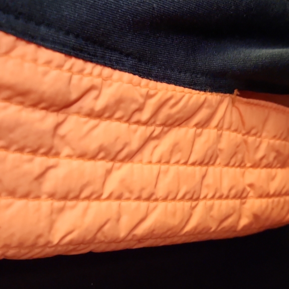 Calvin Klein Performance Jacket with bag Small - Picture 7 of 8